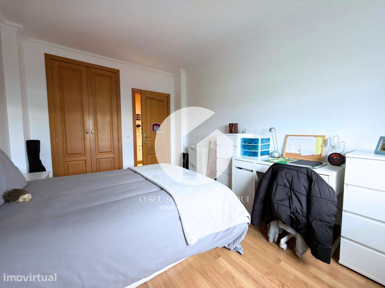 Apartamento T2 com Garagem em BOX e Elevador em FARO-12