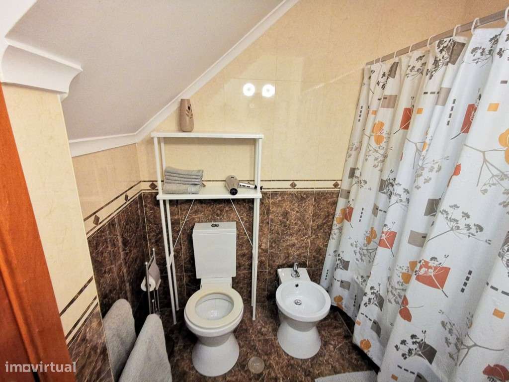 Apartamento T1 mobilado e equipado no centro histórico da Nazaré a ...-9