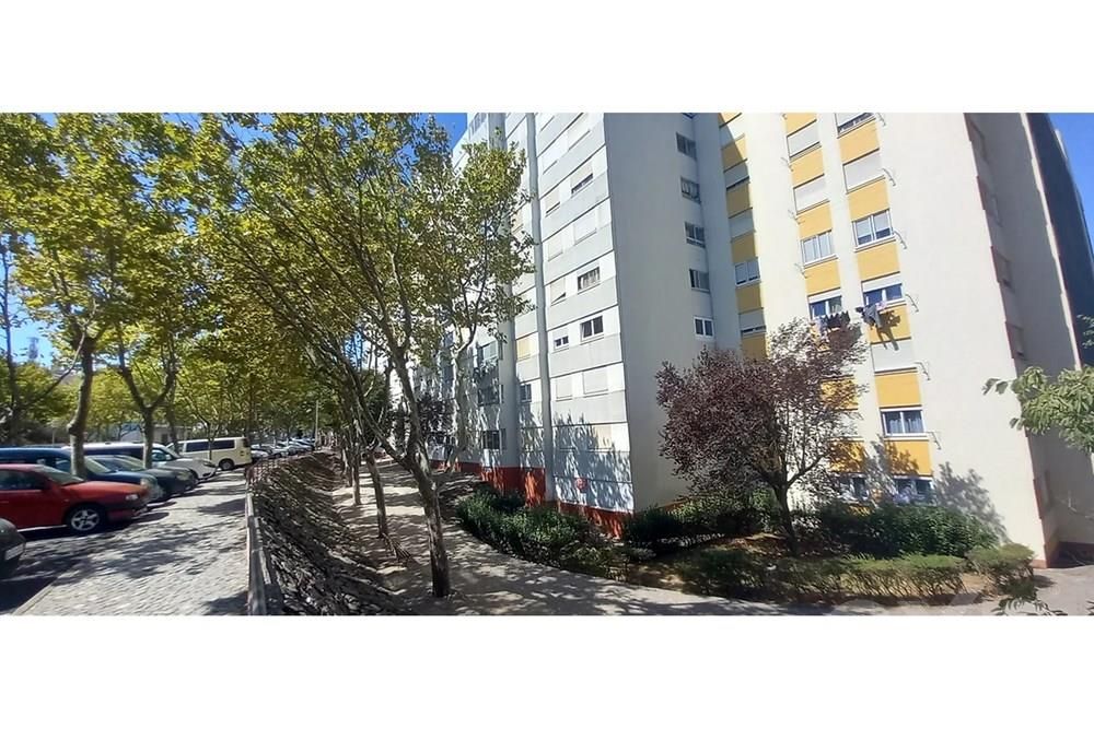 Apartamento T3 Venda em Santo António dos Cavaleiros e Frielas,Loures