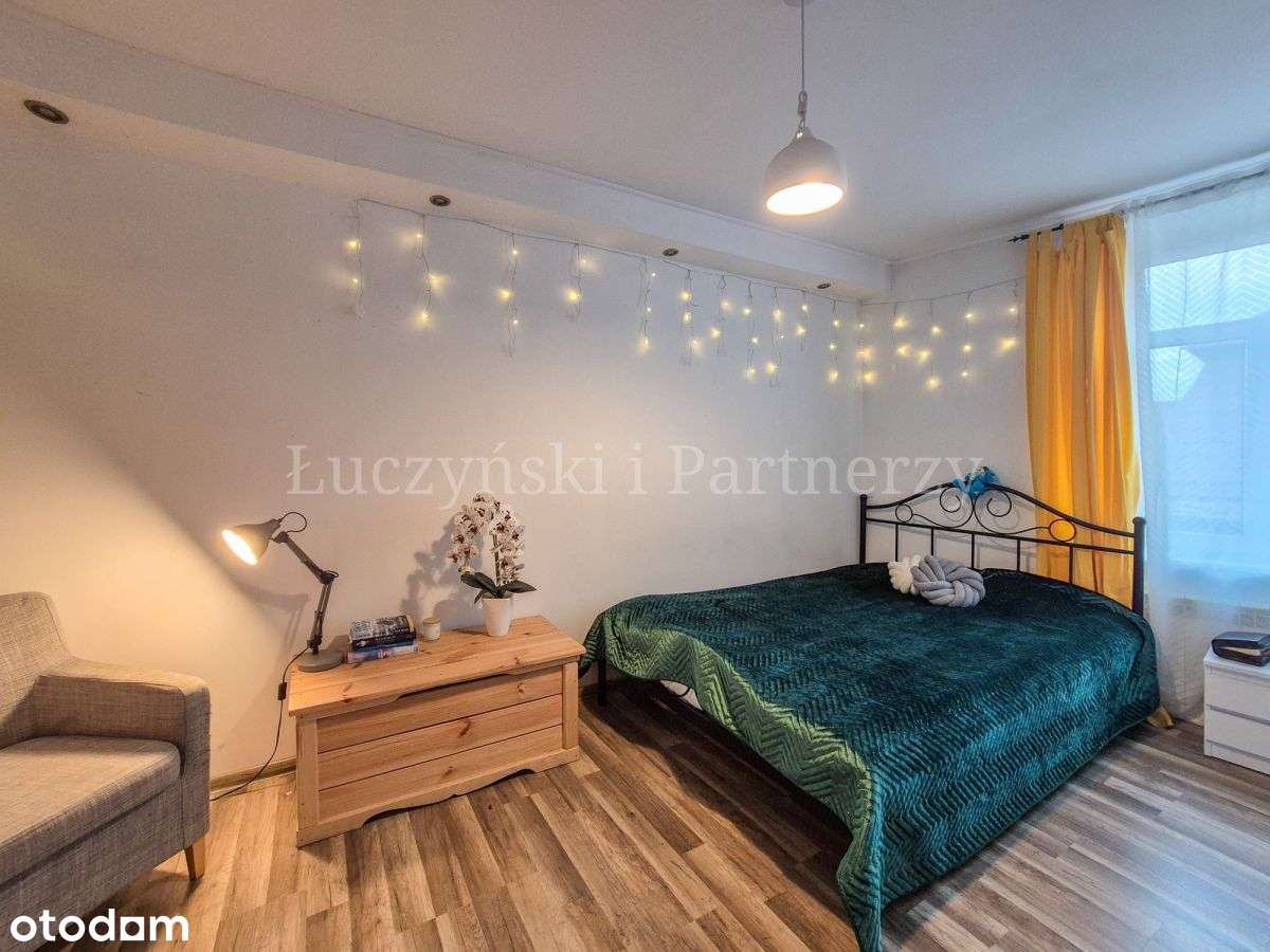 M4 z tarasem w centrum Jeleniej Góry!-13