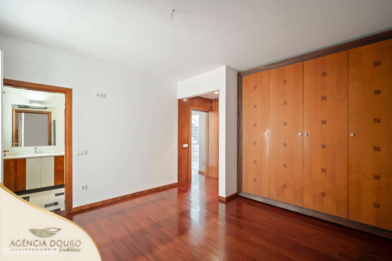 Moradia T4 em Santarém-8