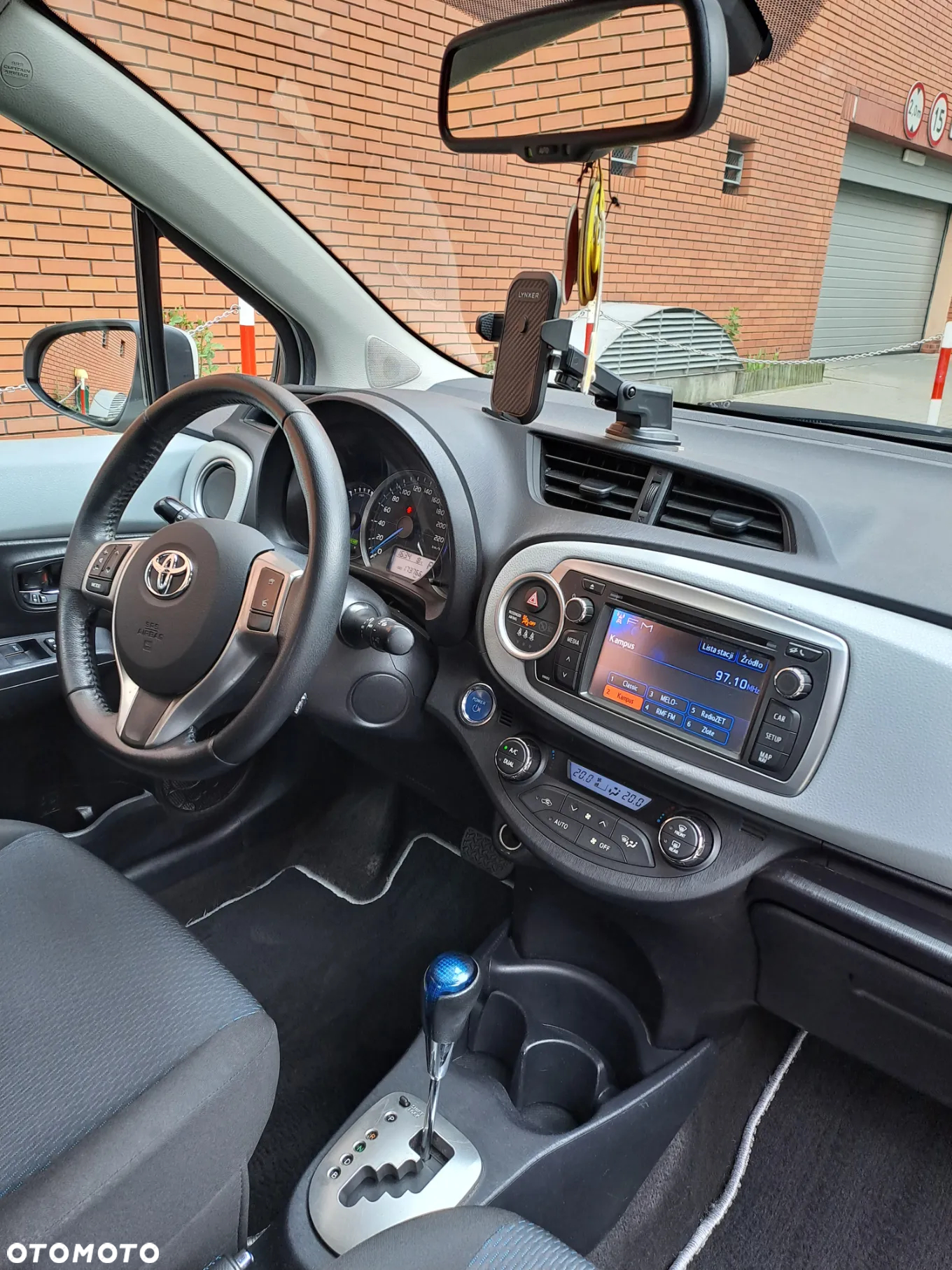 Toyota Yaris Hybrid 1.5 VVT-i Comfort - 14