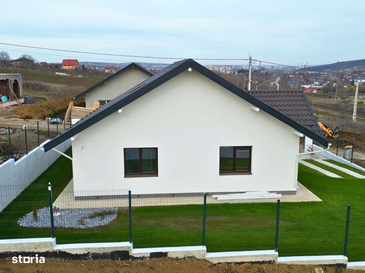 LOCUINTE INDIVIDUALE( parter + mansarda) LUNCA CETATUII (zona Chihan)-5