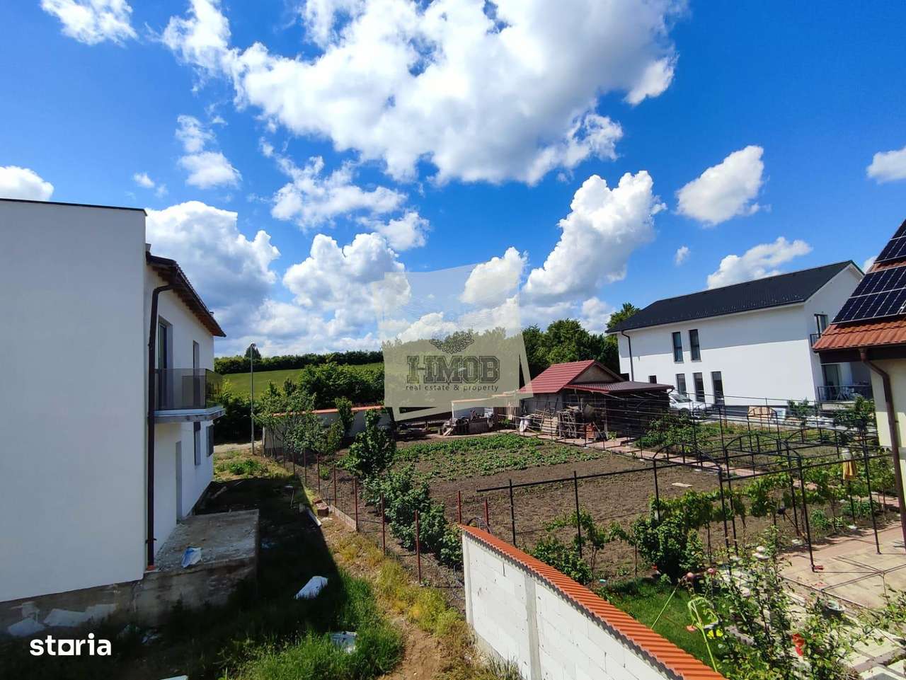 Casa intabulata cu 4 camere 2 bai in zona Calea Cisnadiei - Imagine principală: 3/19