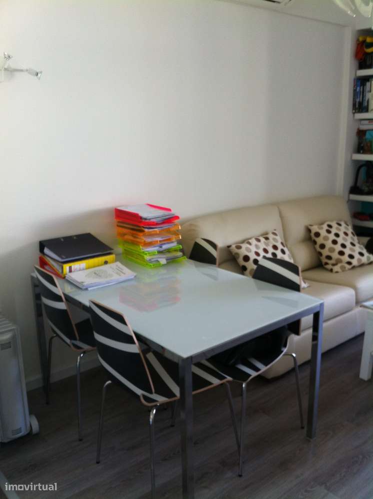 T1 centro da Vila Oeiras - Grande imagem: 5/13