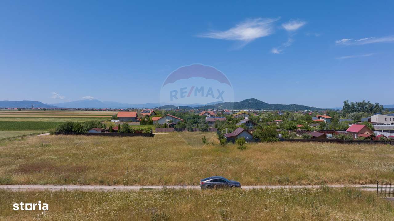 Teren 900mp Harman,Strada Gheorghe Lazar, utilitati in lucru - Imagine principală: 4/11