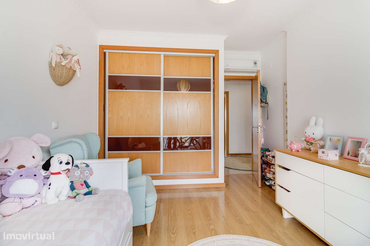 APARTAMENTO T3+1 | MONTIJO | 193 M2 | LUGAR DE PARQUEMANETO-17
