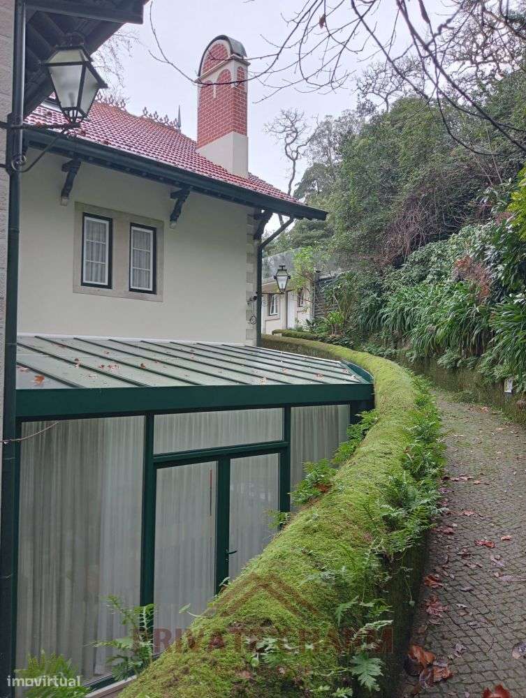 Quinta com área total de terreno 7.650m2-8