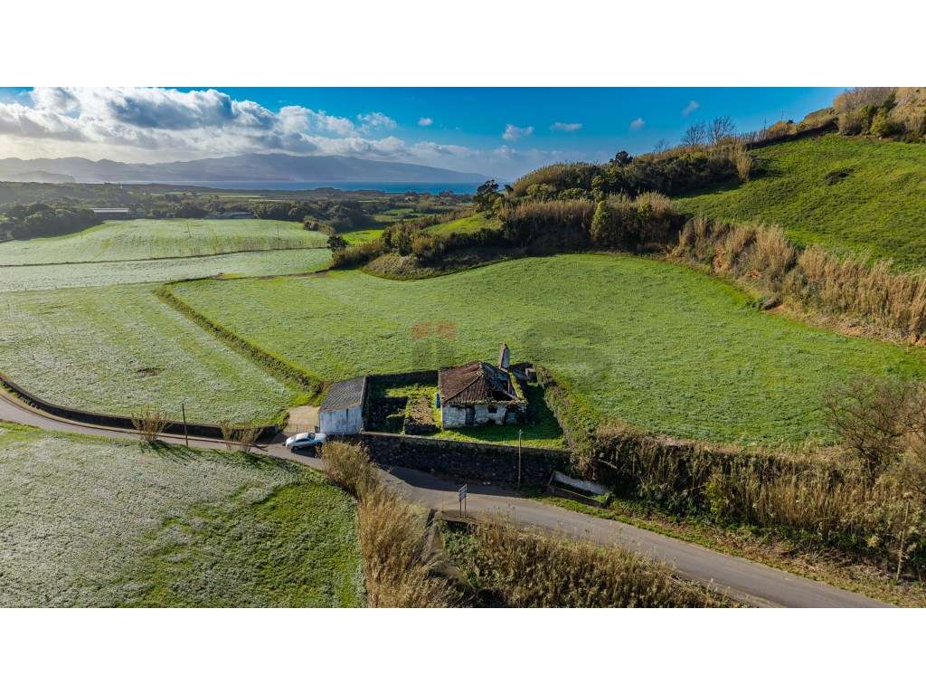 Produto Único, junto ao Porto e Farol da Ribeirinha, Ponta do Cintr...-10