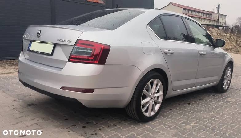 Skoda Octavia 1.8 TSI Elegance DSG - 2