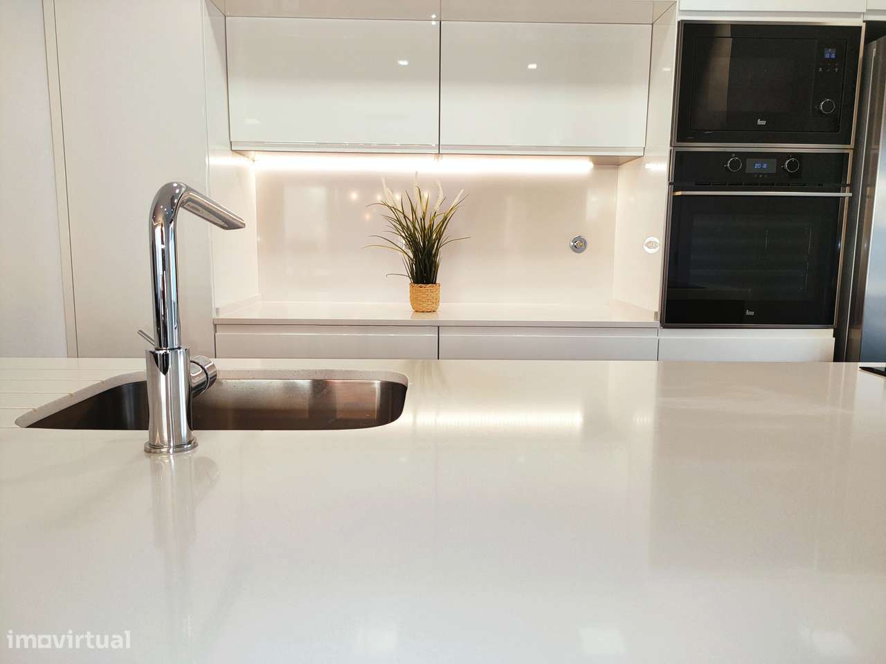 Moradia térrea T3 com Piscina-32