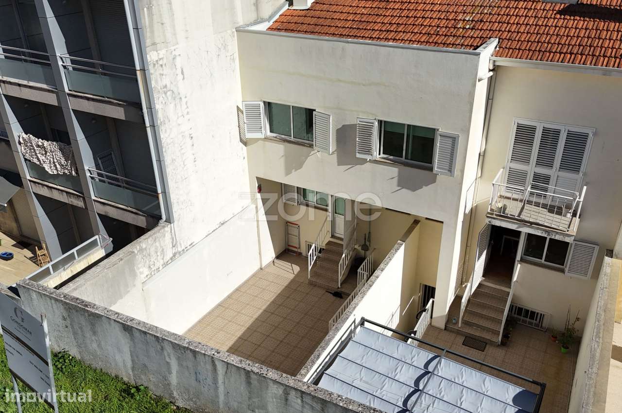 Moradia T3 com suite, garagem e terraço em Rio Tinto, Gondomar-3