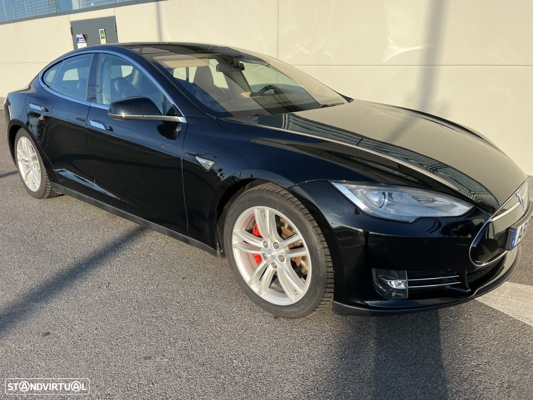 Tesla Model S Performance - 6