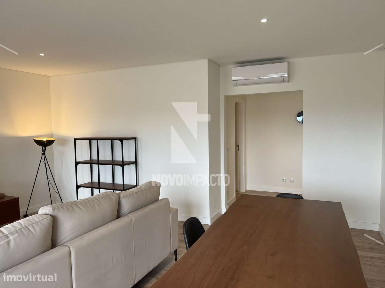 T3 Moderno com Suite, Parqueamento, Varanda e Classe Energética A –...-7