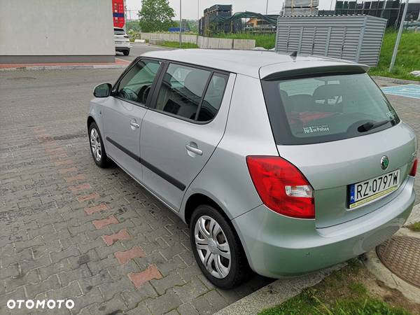 Skoda Fabia 1.4 16V Ambition - 5