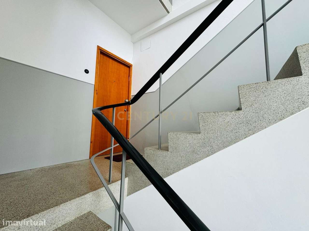 Apartamento T2 em Porto com Ar Condicionado e Cozinha Equipada - Grande imagem: 4/28