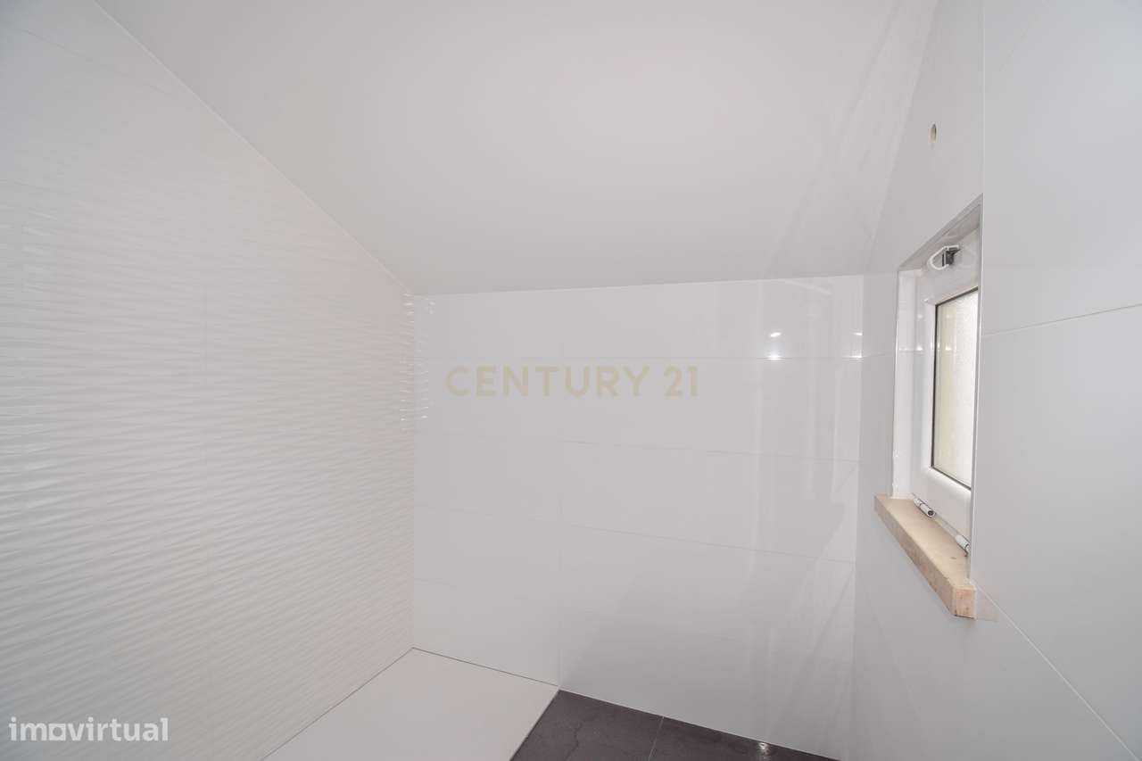 Moradias Condomínio fechado Belas Garden  T2+1 e T3+1 - Grande imagem: 5/32