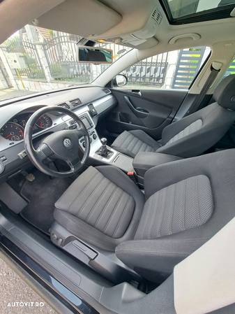Volkswagen Passat Variant 1.8 TSI Comfortline - 8
