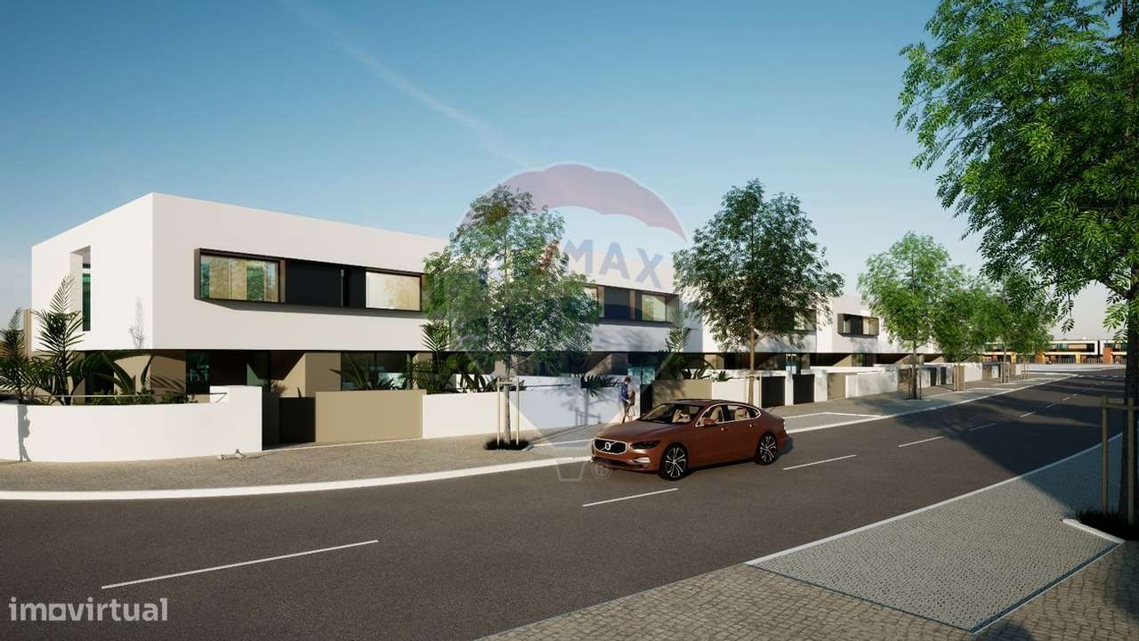 Moradia T4 para venda - Grande imagem: 2/12