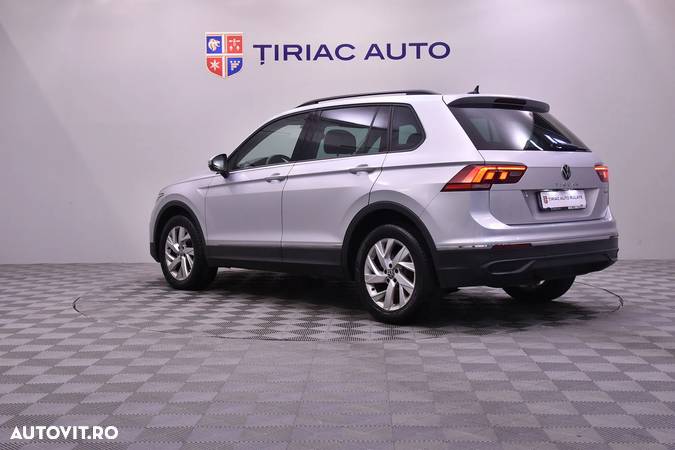 Volkswagen Tiguan - 3