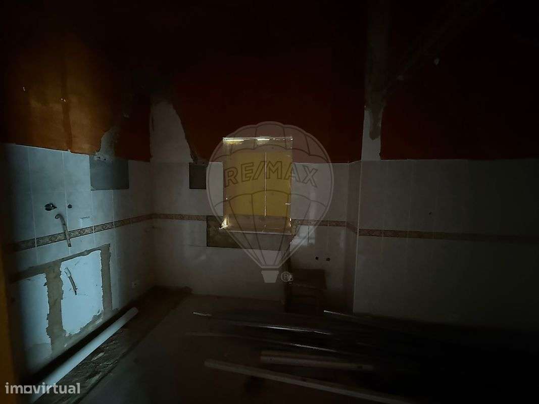 Moradia T2 para venda - Grande imagem: 2/5