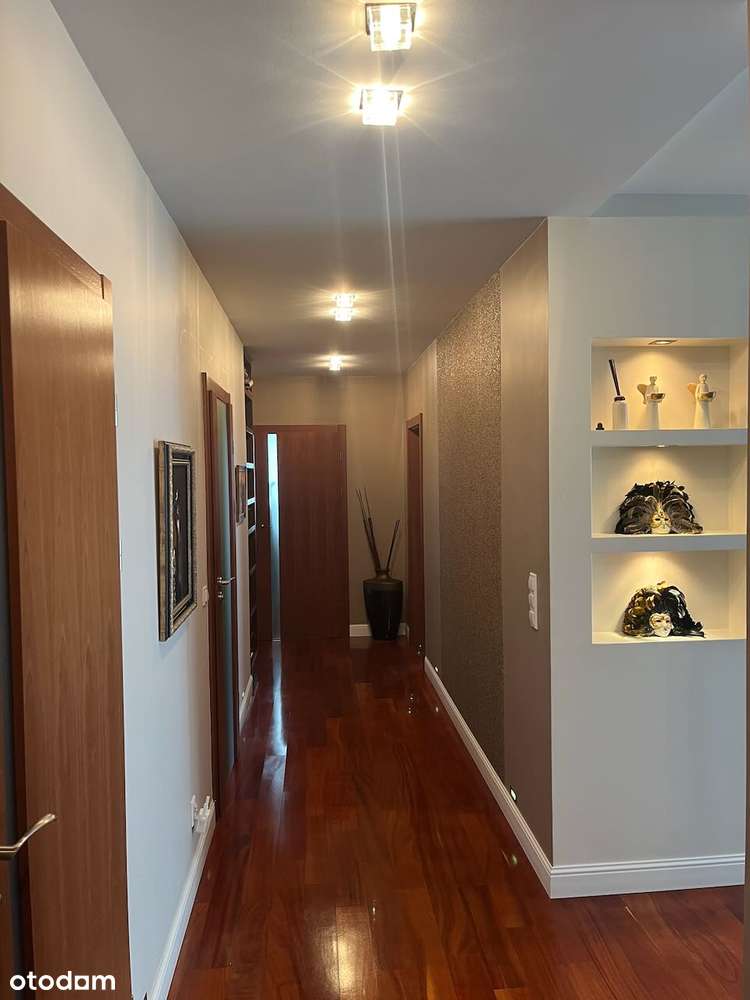 3 pok. pełne wyposażenie, wys. standard, garaż + komórka-12