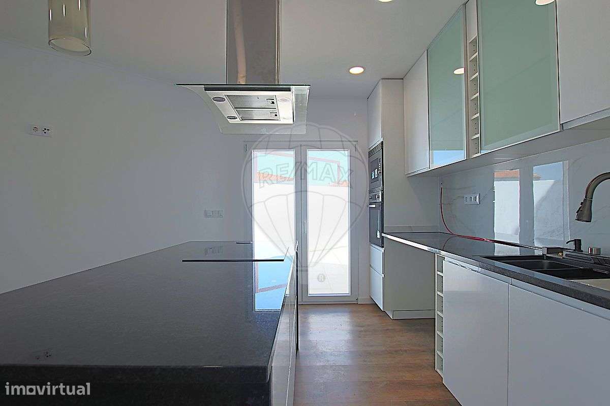 Moradia T3 para venda-4