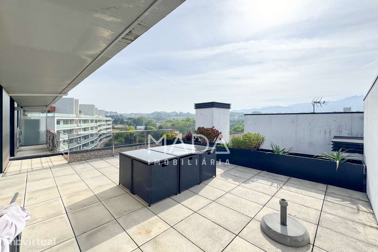 Apart. de luxo T3 (último piso) c/vistas p/Castelo de Guimarães-5