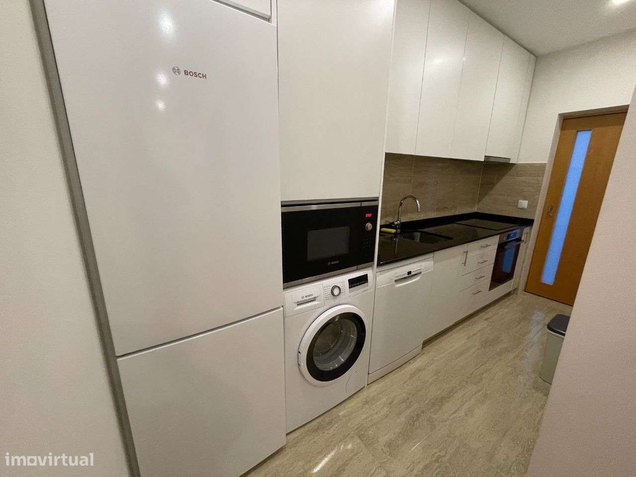 Andar moradia T2 com terraço - Vila Nova de Gaia - Grande imagem: 4/11