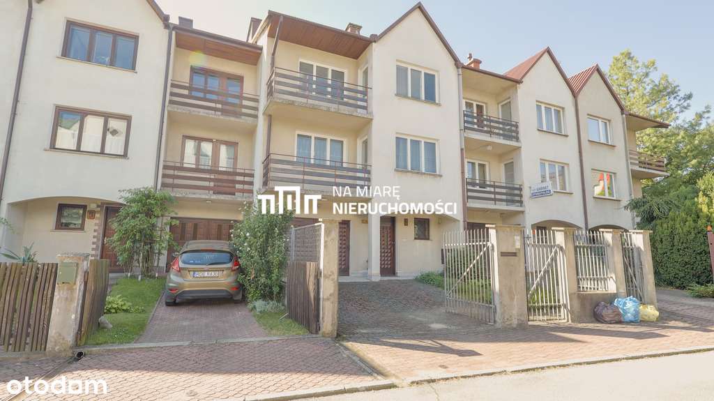 Dom na sprzedaż, 7 pokoi, 330 m², Dębica