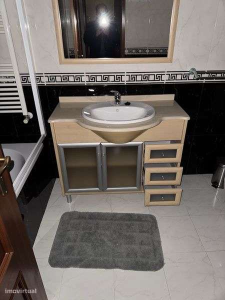 Arrenda se apartamento T2 em Lamego - Grande imagem: 4/12