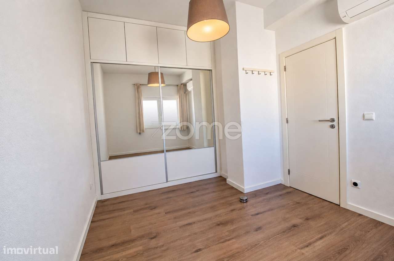 Apartamento T2 Remodelado com Excelente Luminosidade | Marvila, Lisboa-18