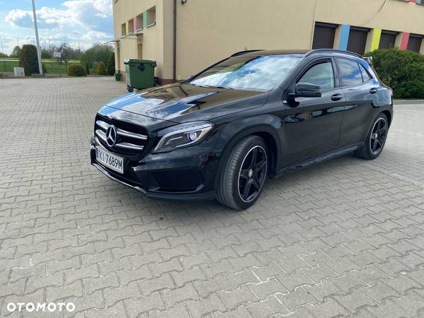 Mercedes-Benz GLA 180 (CDI) d AMG Line - 10