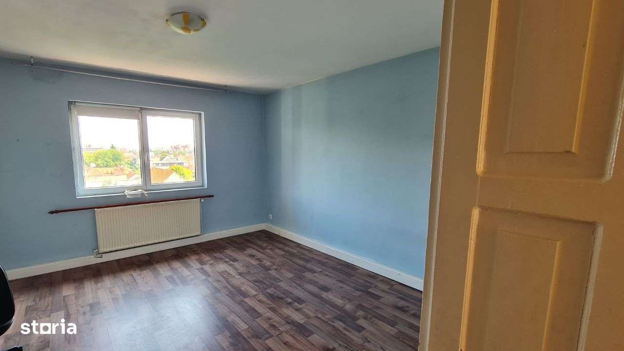 Vand vila situata in zona centrala-3