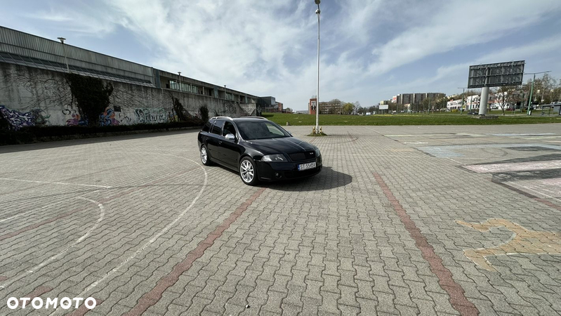 Skoda Octavia 2.0 TFSI RS - 24