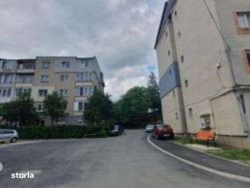 Cota 3/16 apartament 2 camere, Lupeni, jud. Hunedoara - Imagine principală: 2/8