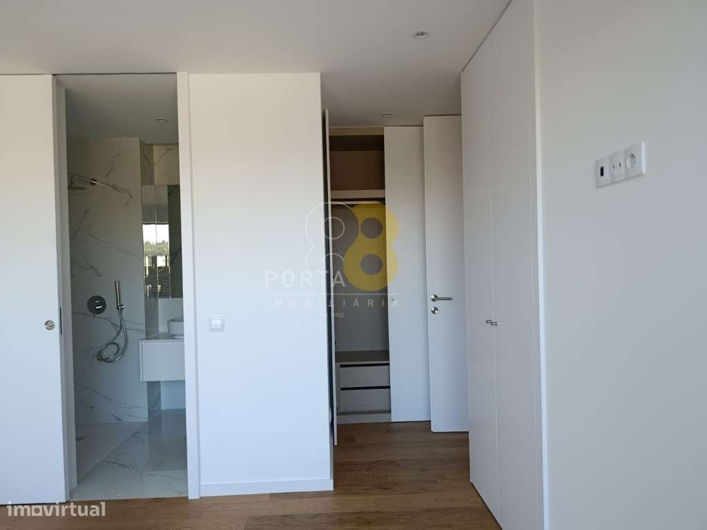 Apartamento T3, em edifício novo junto ao parque da cidade e a pouc...-11