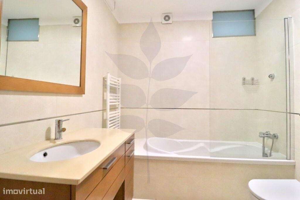 Venda apartamento T3 na freguesia de Este (São Pedro)-16