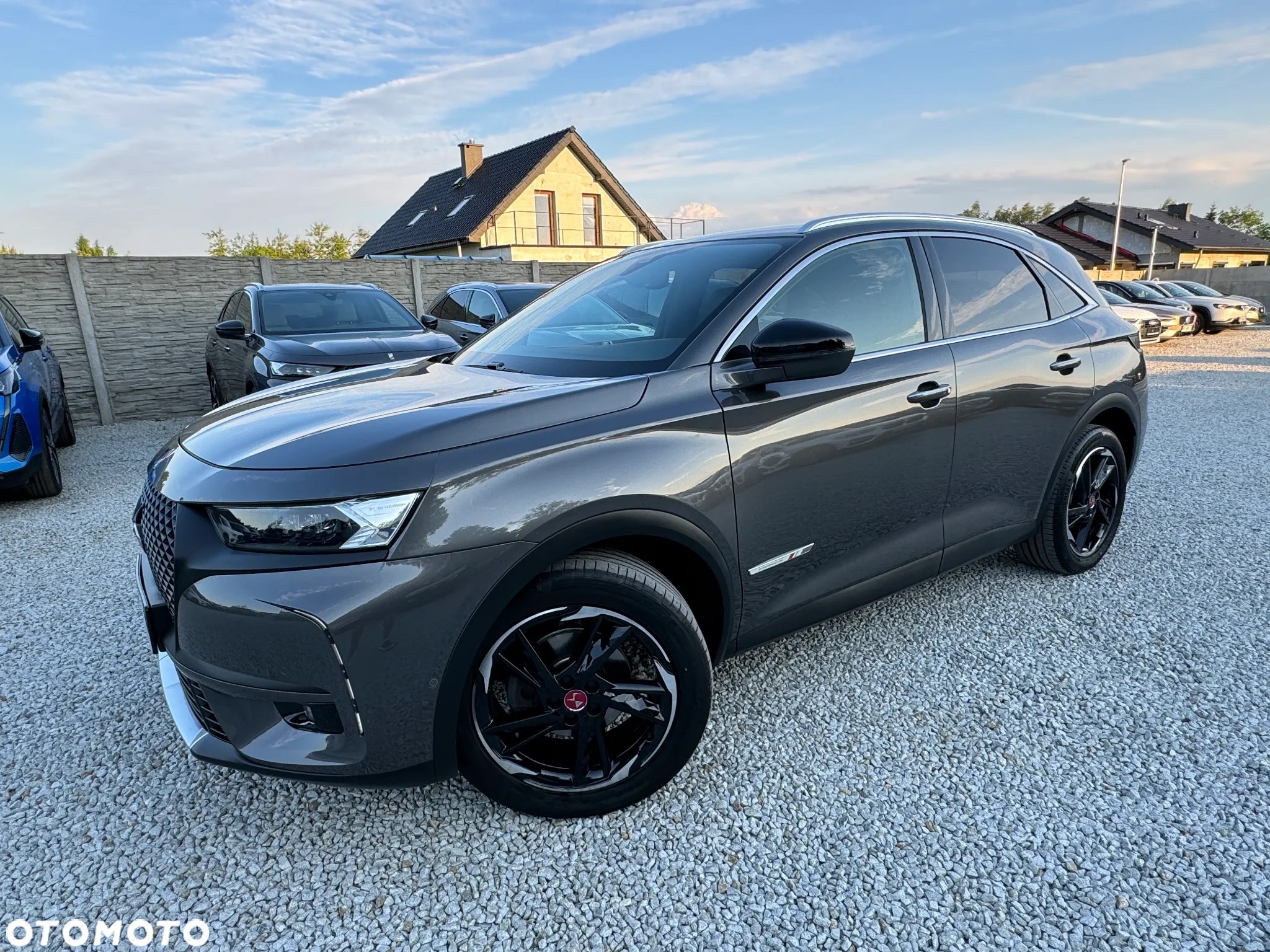 DS Automobiles DS 7 Crossback 2.0 BlueHDi Performance Line + - 7