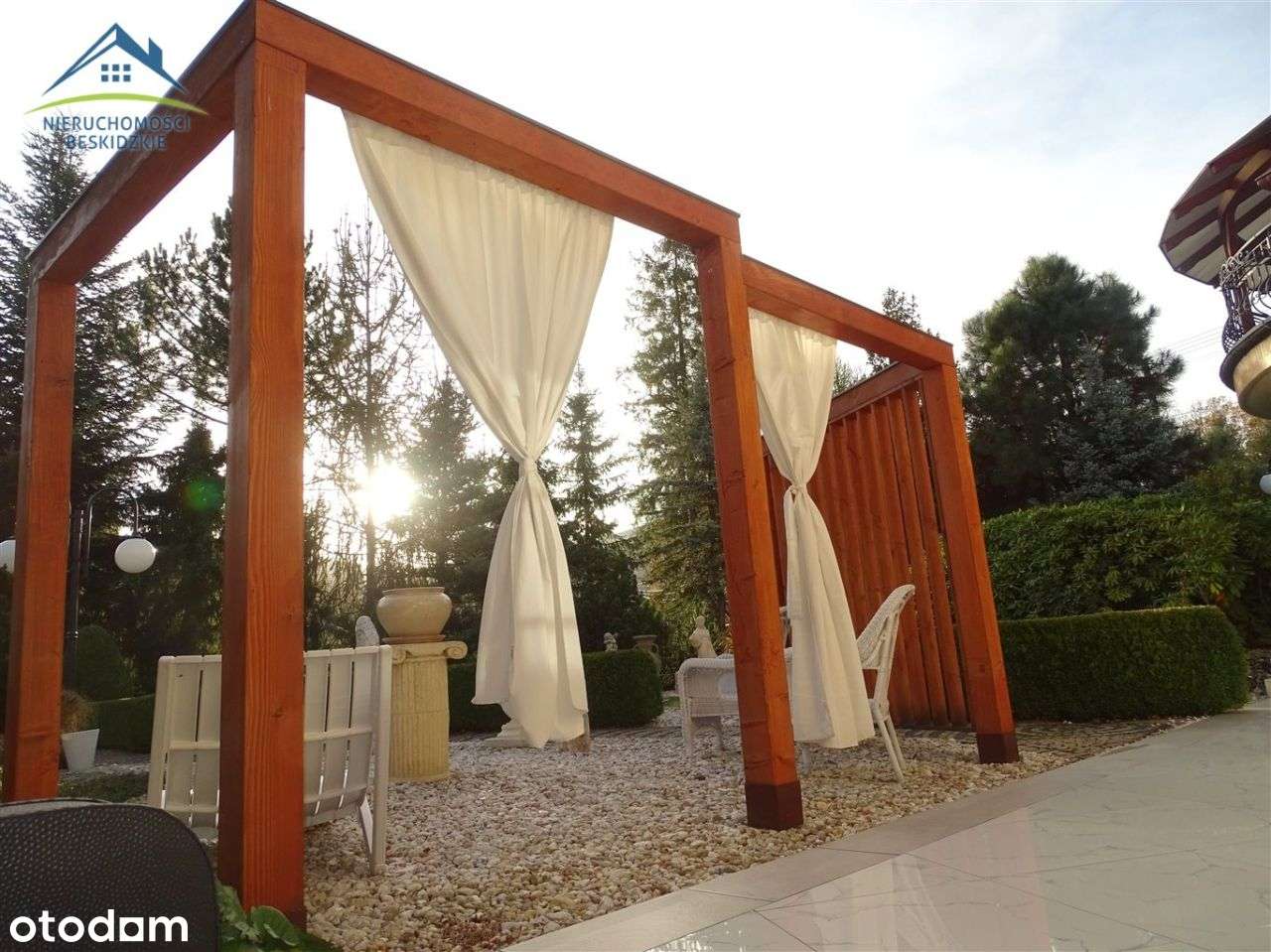 Niezwykły dom w Ustroniu - dla koneserów piękna!-19