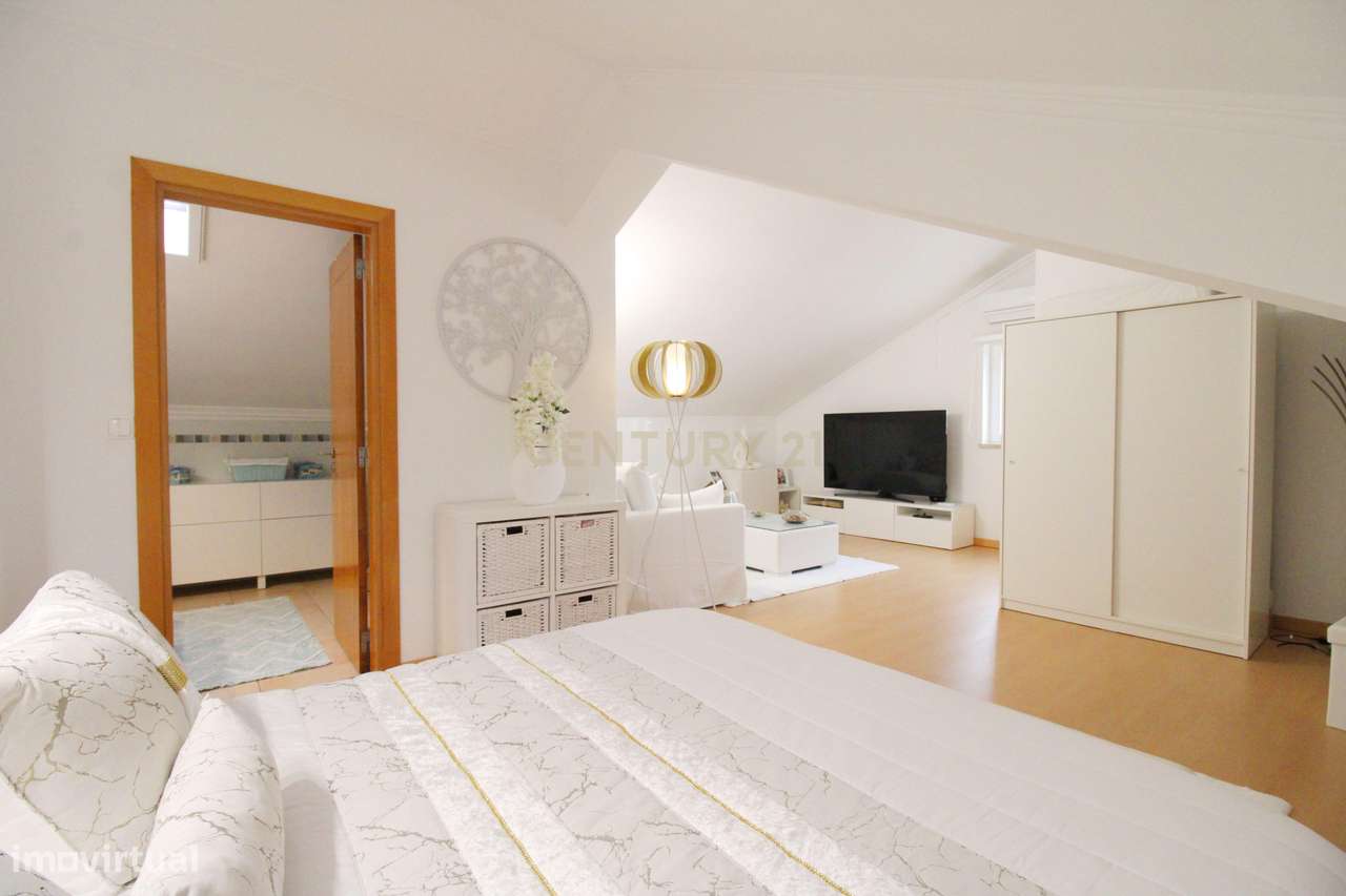 Moradia, Fernão Ferro, Seixal, com 3 Quartos-34