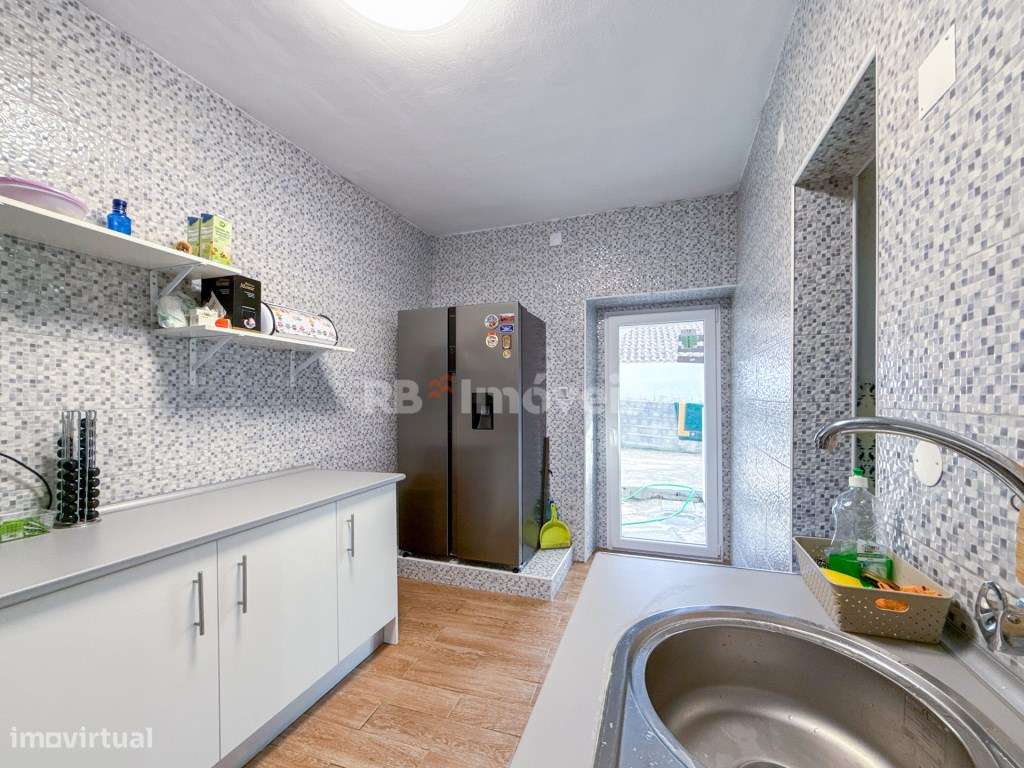 Moradia T6 C/Terreno e entrada para carro - Grande imagem: 4/60