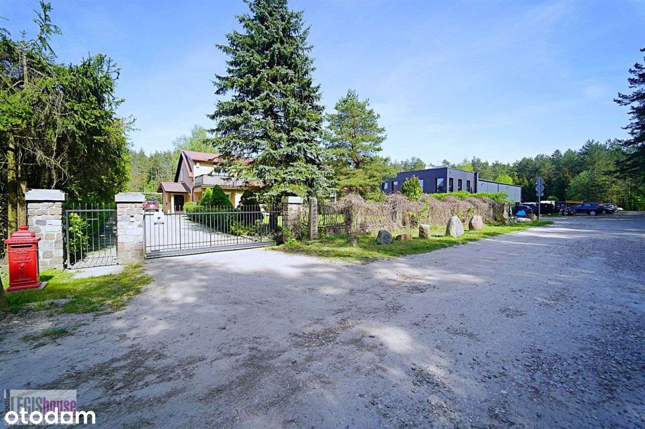 Obiekt O Funkcji Handlowo - Usługowej* Hala* Dom-18