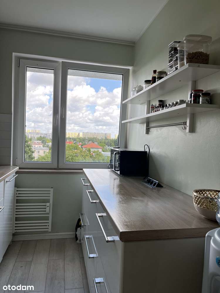 3-pokojowe mieszkanie z balkonem i klimatyzacją