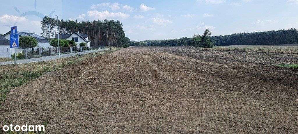 Kształtna działka z dobrym dojazdem-4