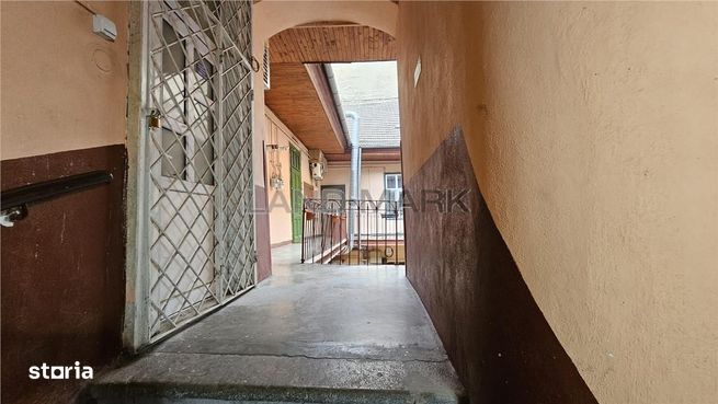 APARTAMENT 2 CAMERE ET 1 IN IMOBIL ISTORIC STR EUGEN DE SAVOYA-13