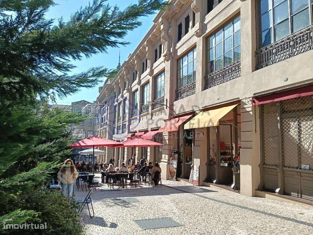 Trespasse, oportunidade de negociação no Mercado do Bolhão na Baixa do - Grande imagem: 2/26