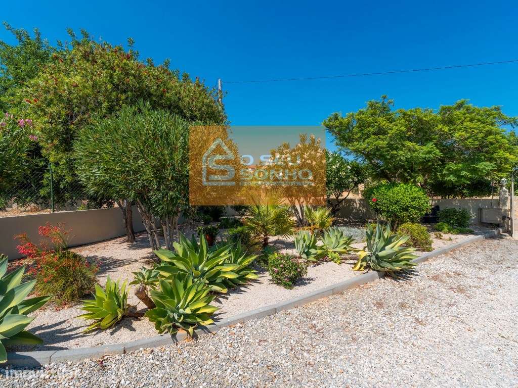 Moradia T3 em Pechão-59