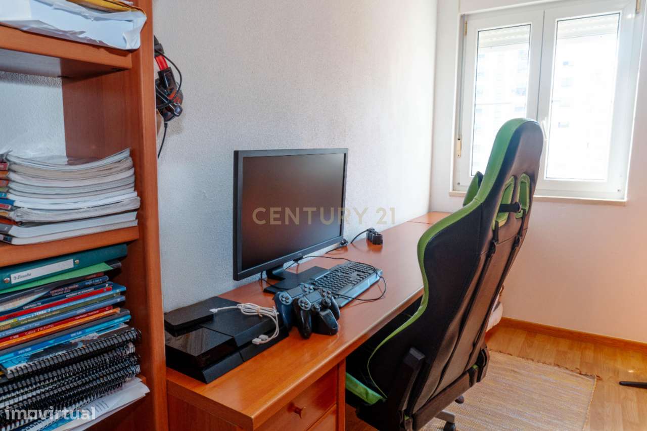 Apartamento T3 duplex em Carregado -Alenquer, União das Freguesias de-14