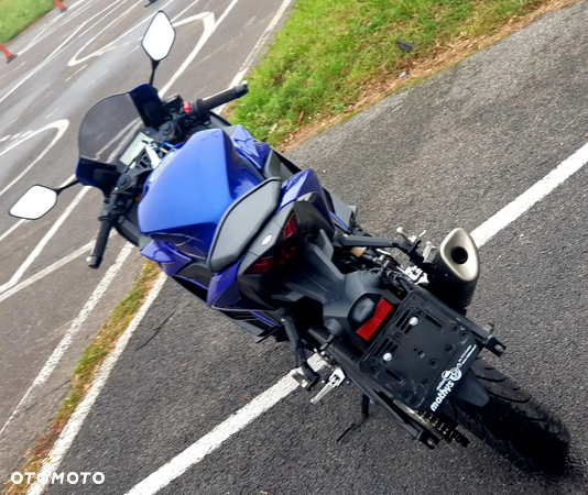 Yamaha R3 - 23